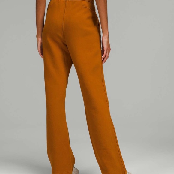 Lululemon Loungeful Straight Leg Pant in Butternut Brown - 12 - Picture 2 of 4
